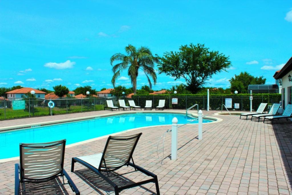 4 Bedrooms Pool Gated Of High Grove Pousada